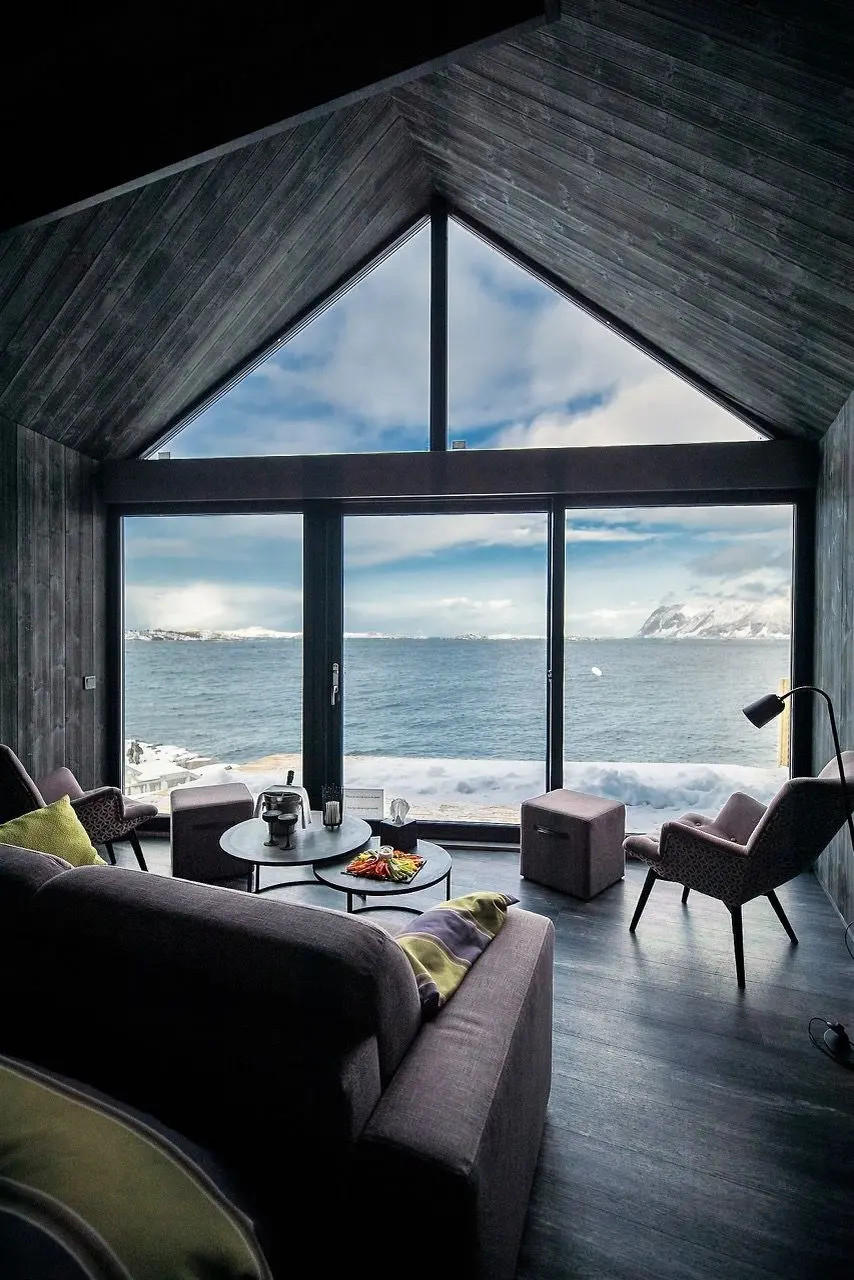 Aurora Suits — Hotel suites, Skaland, Senja, Norway — photo 2